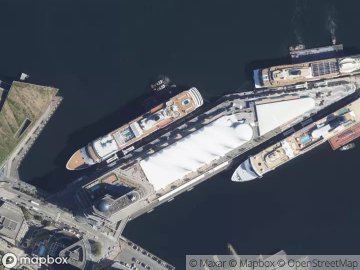 Fairmont Waterfront - Hotel in Vancouver, Canada